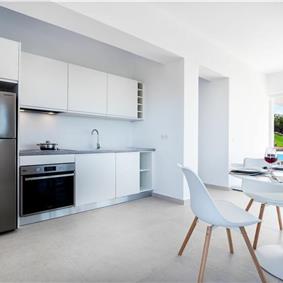 4 bedroom villa with pool and sea view in Perithia, Corfu, sleeps 9